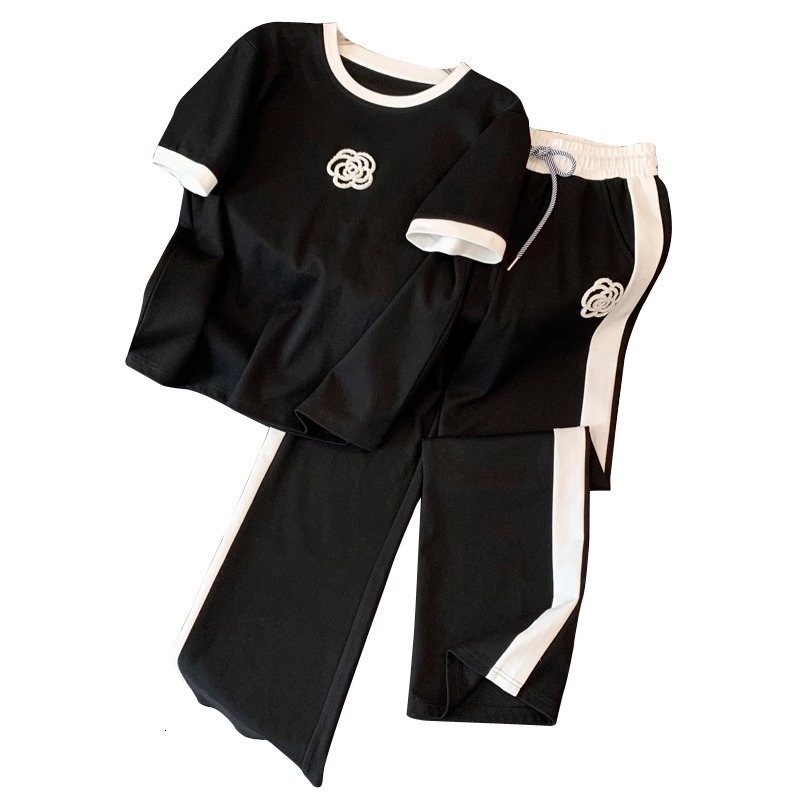 Designer Short Sleeved Set, Casual Sports Set Women's Summer Fashion Trend Youth Wide Leg Pants Fashionable Two-piece Set High-quality Women'