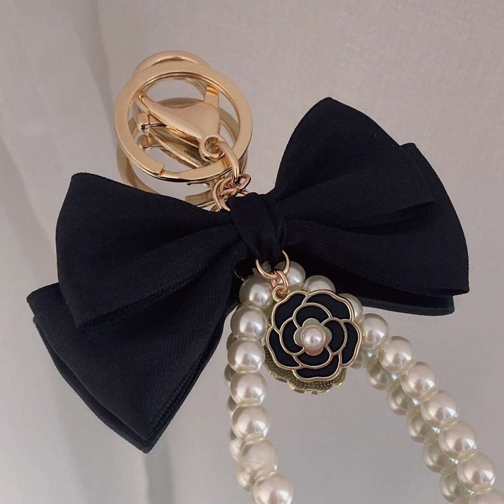 Keychain Black Bow Pearl Chain Camellia Keyring Handmade Bag Pendant Car Decoration Accessory