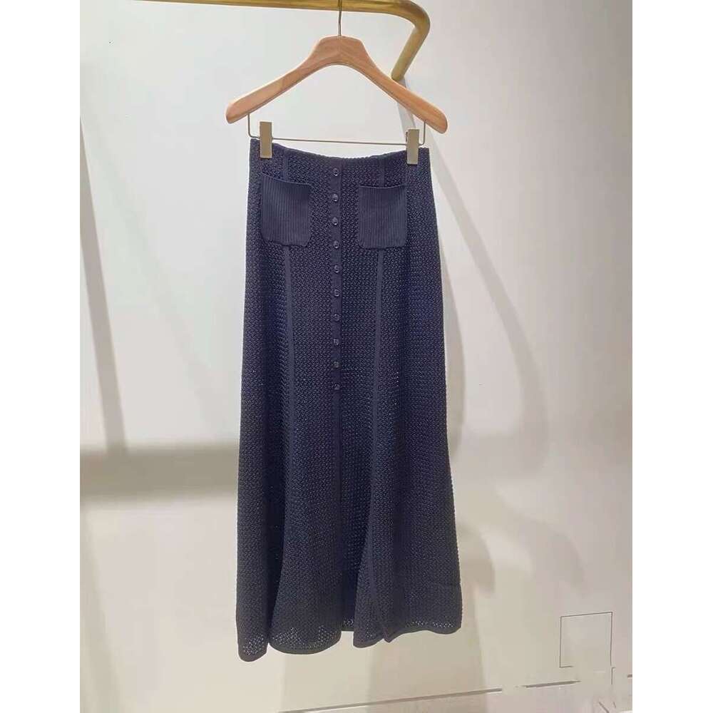 French Elegant 26 Spring New Fashionable Black V-Neck Hollow Knit Vest + Skirt Set for Women