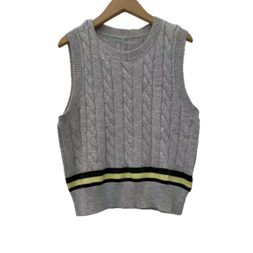 French Elegant 26 Early Autumn College Style Versatile Cable Knit Sweater Vest Top for Women