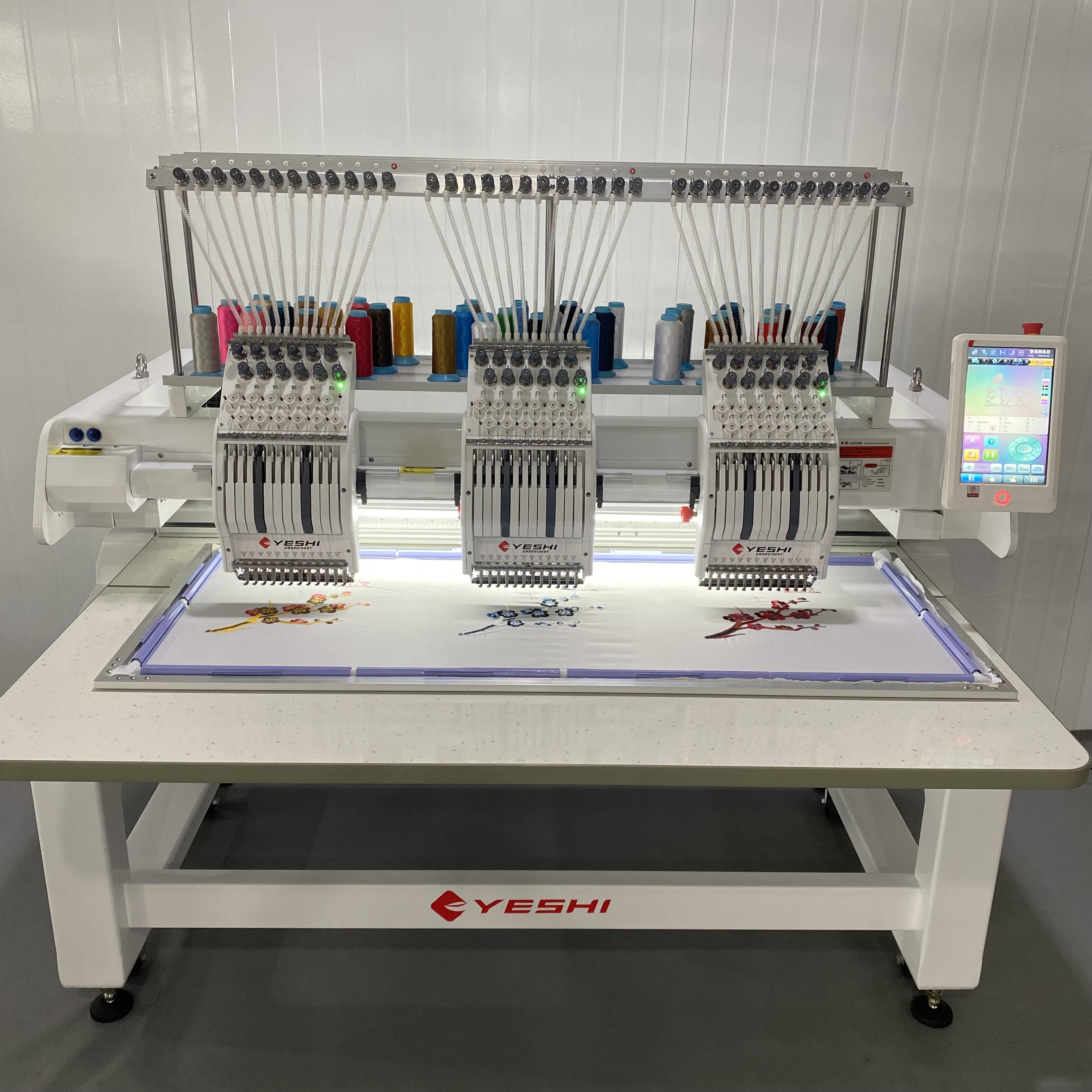 Hot Sale High Quality Automatic Single Head Embroidery Machine Industrial 12 15 Needles Custom Computerized Embroidery Machine