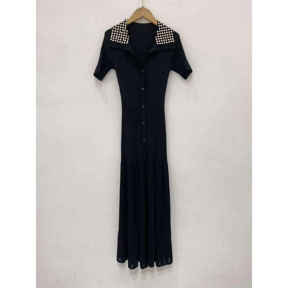 2026 Early Spring New French Elegant Beaded Collar Black Slimming Commuter Long Knitted Dress for Women