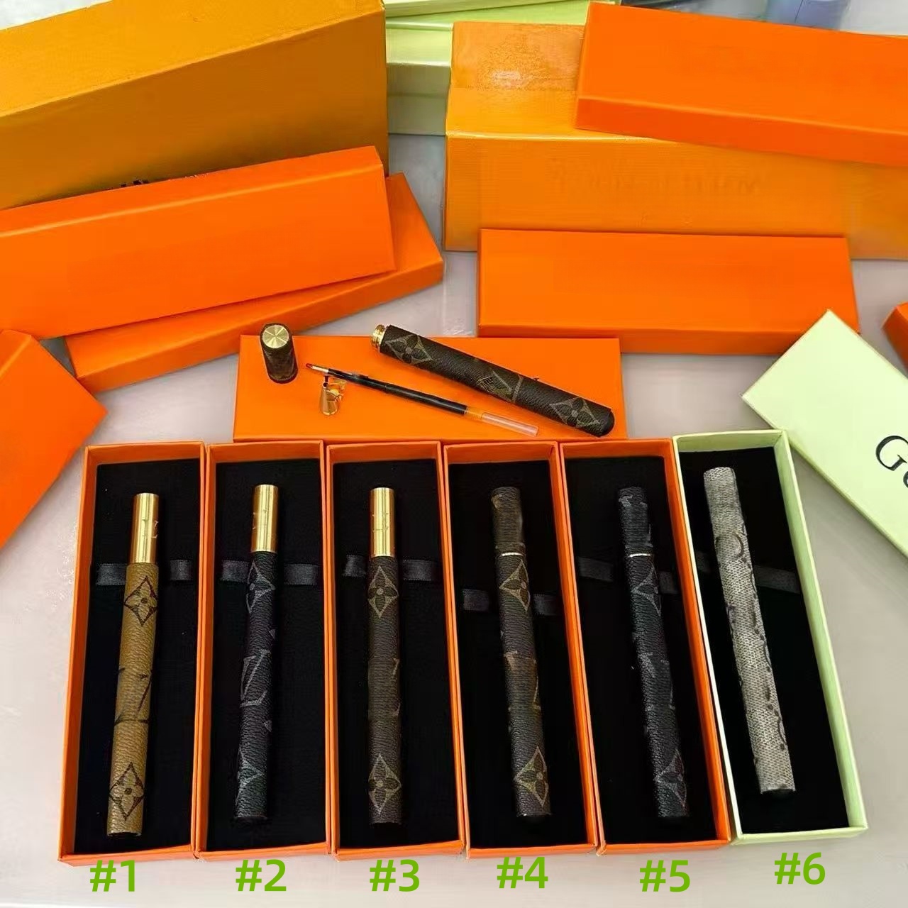 Designers Ballpoint Pens Paris Plaid Style Mens Women Jewelry signature Pens Fashion Flower sail Print European & American Style