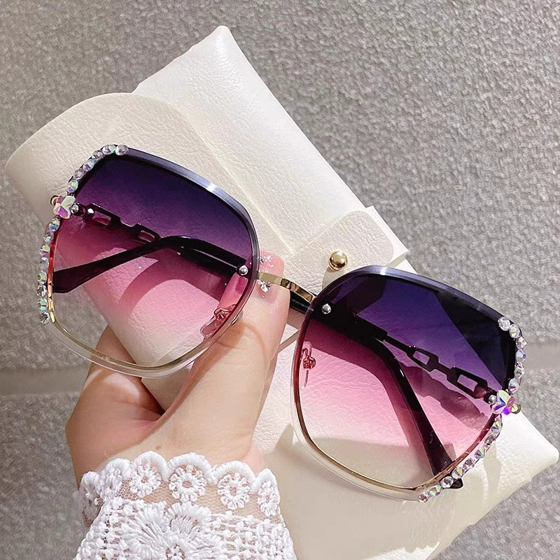 Luxury Brand Designer Sunglasses New Frameless Edge-Cut Fashion Trend Large Frame Anti-Glare Sunglasses Simple Versatile Street Style High-End Sunglas