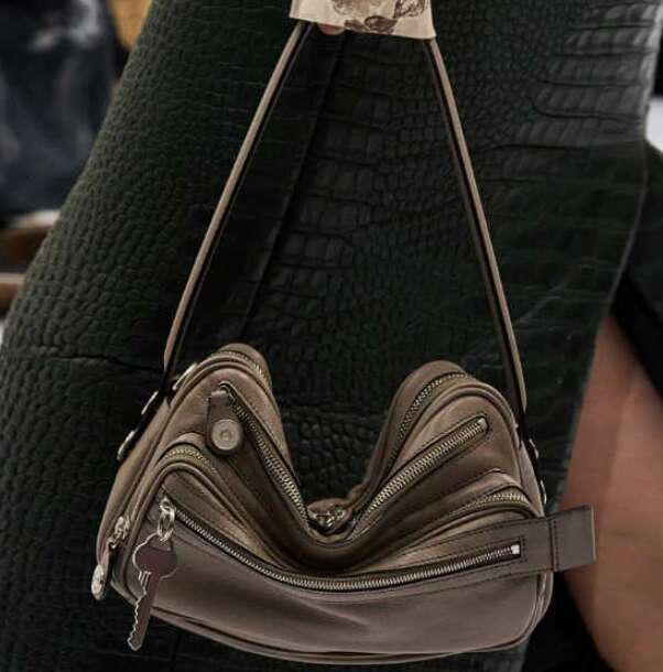 Design Genuine Leather Bowling Bag Ladies High Quality Leisure Crossbody Commuter Bag Casual Small Square Bag Soft Leather H251218