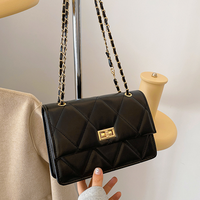 New Design Luxury Bag 2026 Women's Quilted Leather Crossbody Bag Gold Chain Metal Lock Flap Shoulder Purse Free Shipping