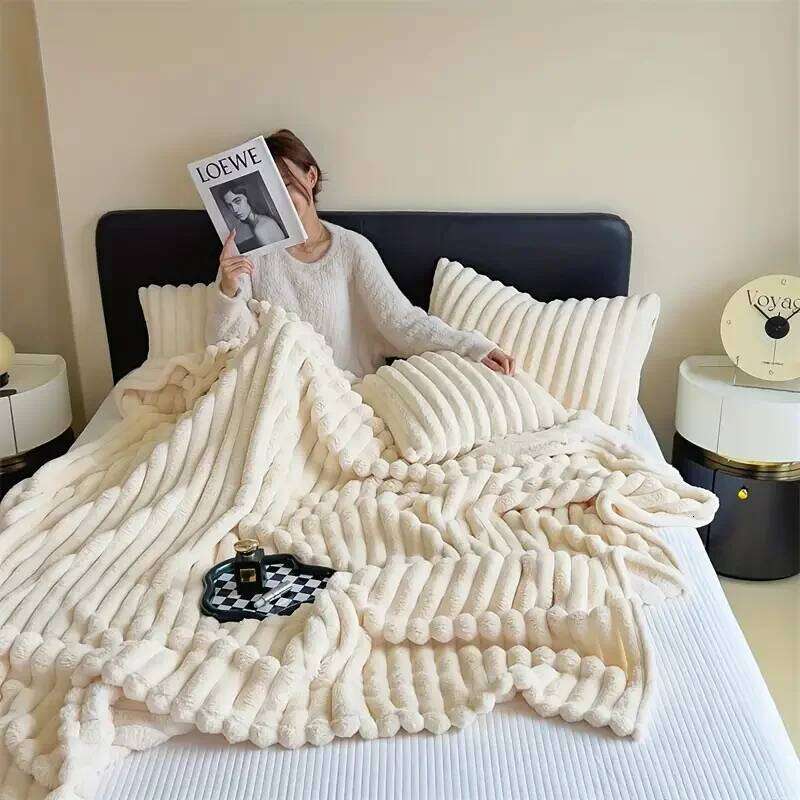 Light luxury Solid Color Multifunctional Rabbit Velvet Winter Thick Warm Flannel Used For Bedroom Living Room Blanket W260120