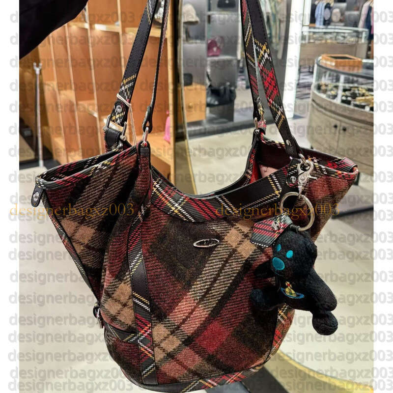 Vivenes West Wood Bag Vivennens Designer Bag Saturn Pattern Bag Cowhide Commuter Tote Bag Large Capacity High End Basket Bucket Lazy Shoulder Handbag Dumplings Bag