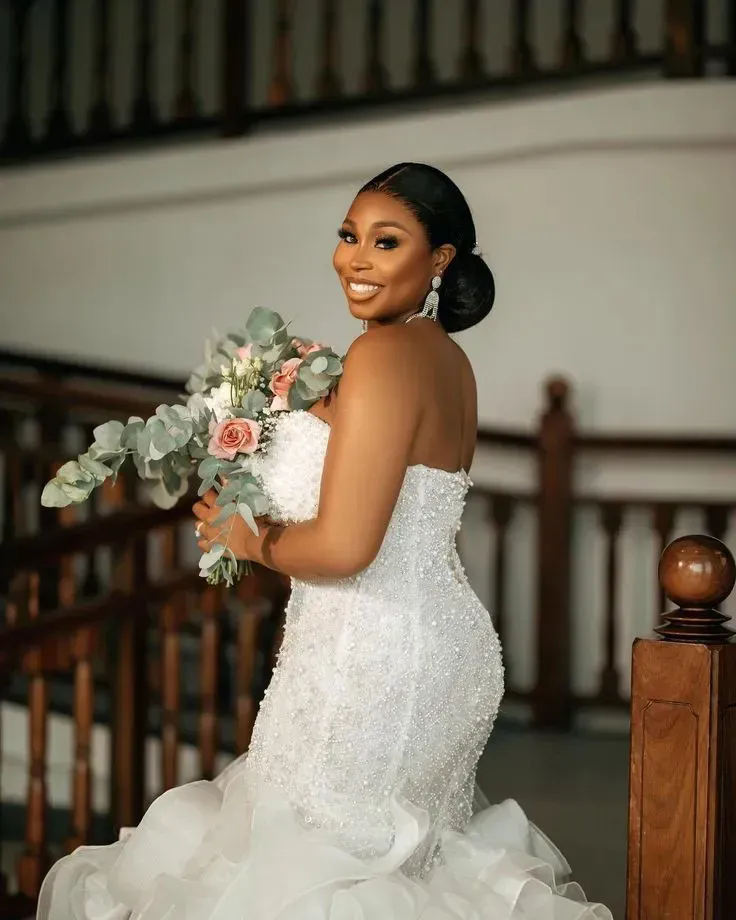 Customized Luxury White Mermaid Wedding Dresses for Bride SweetNeck Cascading Ruffles Pearls Plus Size Women Bridal Gowns Vestidos De Novia Plus Size