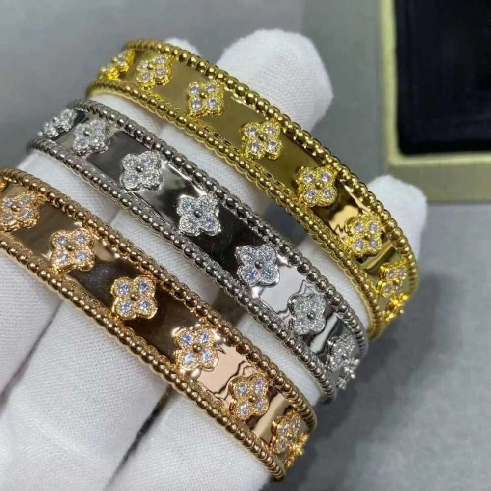 Fine Craftsmanship Kaleidoscope 18k Rose Gold Wide Narrow Version Four-leaf Clover Flower Full of Star Bracelet Designer Jewelry