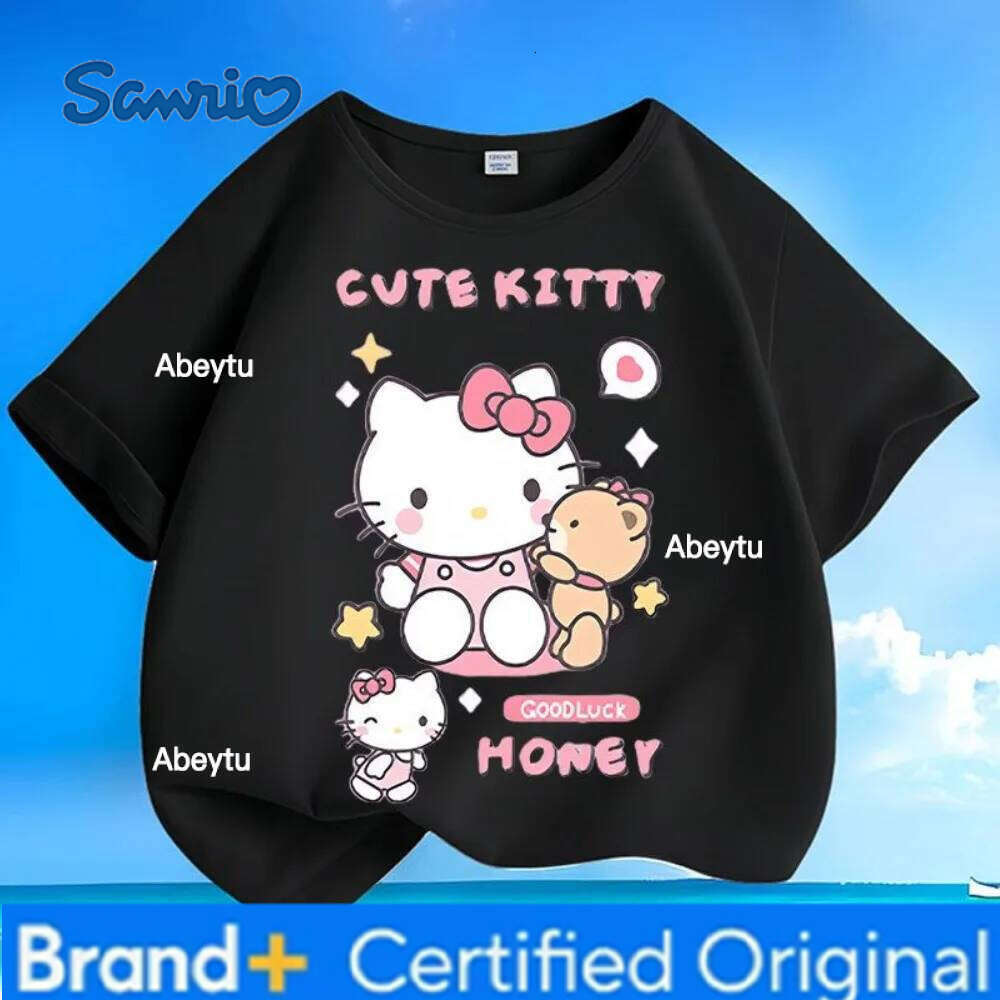Sanrio Hello Kitty Cute Printed T-shirt, Durable and Colorfast, Machine Washable Without Losing Shape Worry-free Choice for Moms. H260120
