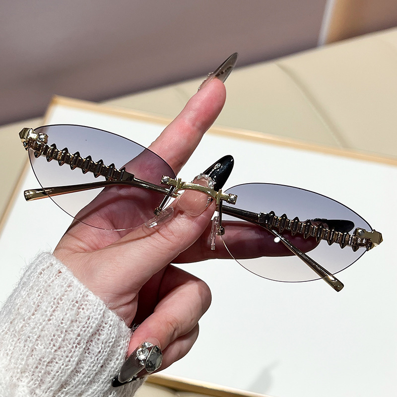 Luxury Brand Designer Sunglasses New European And American INS Style Fashion Sunglasses Cat Eye Sunglasses Unisex Metal Rivet Rimless Sunglasses