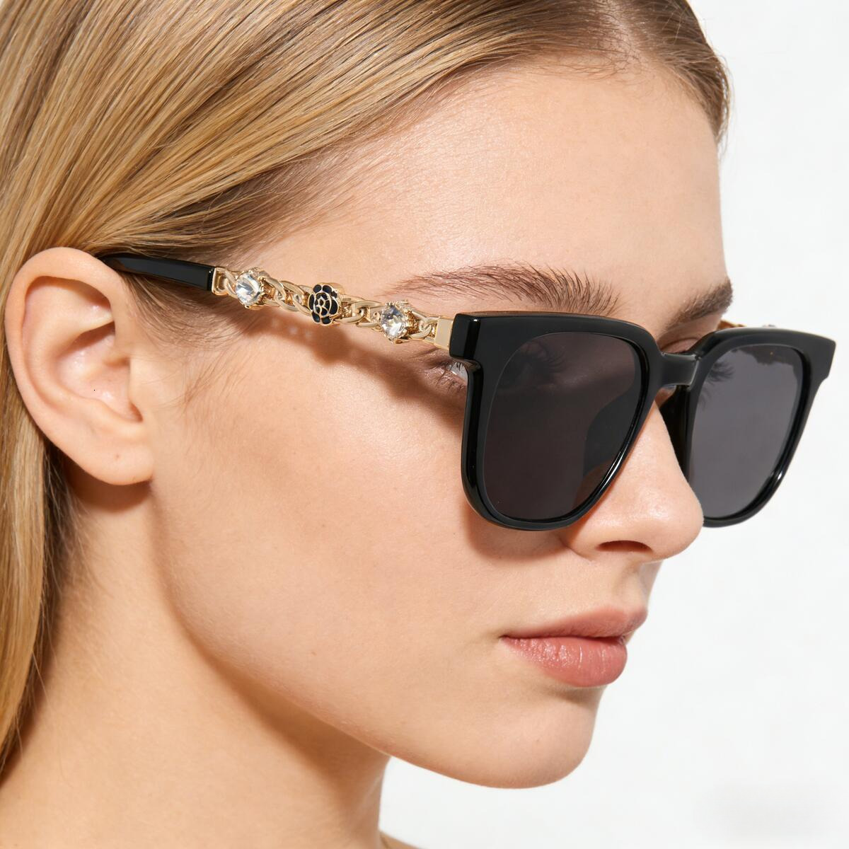 Luxury Brand Designer 2026 New Retro Camellia Inlaid With Diamonds High-End Women's Sunglasses Fashion Internet Celebrity Same Style