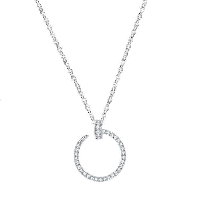 Necklace for Women Jewelry Full Zirconia Sparkling Collarbone Chain Niche High End Internet Celebrity Hot Item Nail Jewelry for Dating and Party