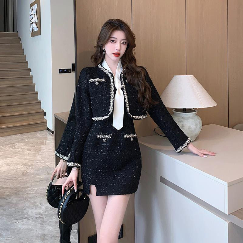 High end fragrance style dress set for women, autumn and winter hot items, small and spicy girl two-piece set, camisole skirt, short jacket, top ddmyS