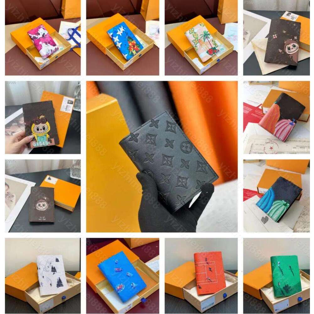 High Quality Classic Designer Card Holder PASSPORT COVER Brand Fashion Credit Card Cover Couple Family Travel With Box
