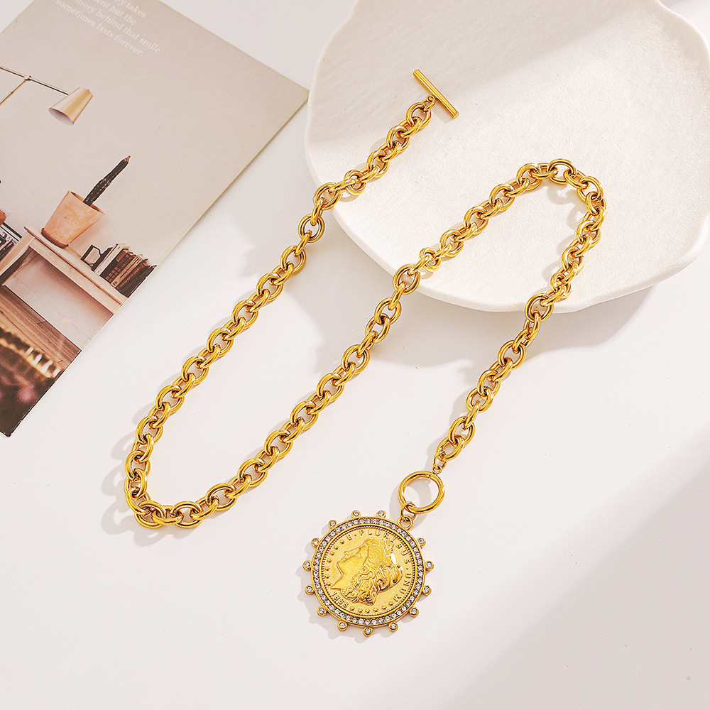 Ying Stainless Steel Steel Necklace Female Emperor Portrait OT Clasp Ins Fine Polishing Vacuum Plated 18k Gold Female251028