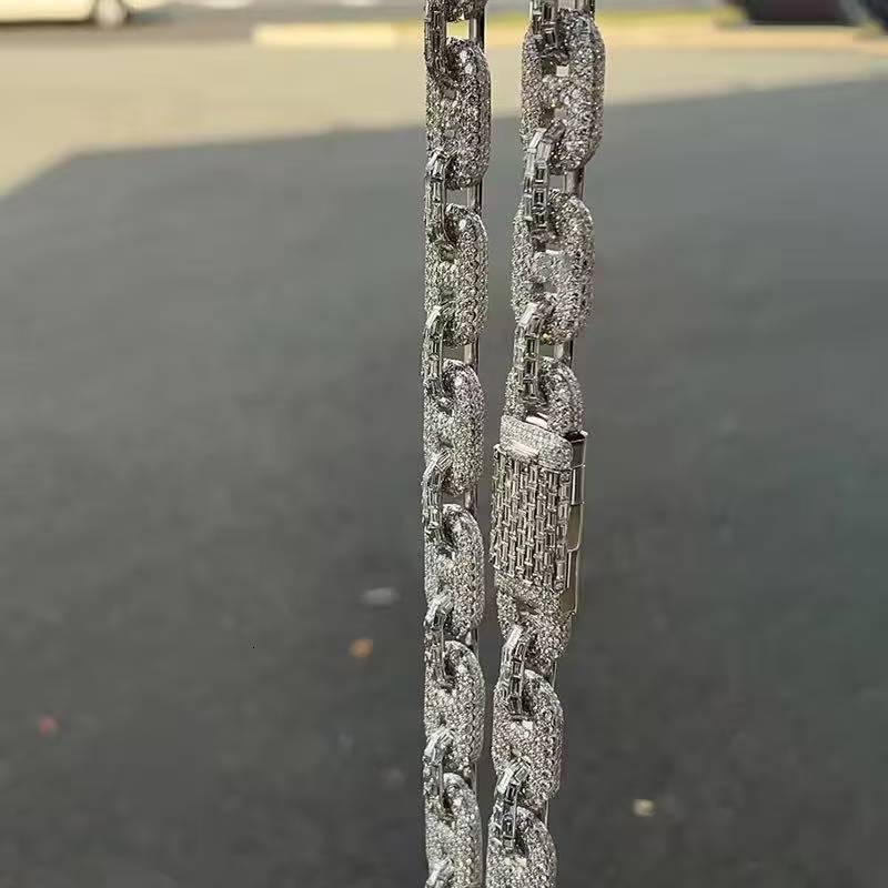 OACOCA Best Quality Customized 18mm Cuban Link Moissanite Diamond Chain 925 Sterling Silver White Gold Necklace