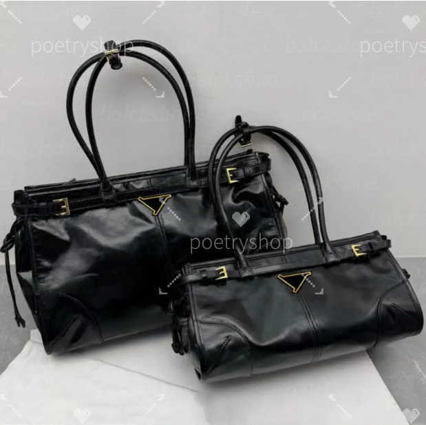 2026 Shoulder Bags Designer Bag Tote Bag High Quality Handbag Fashion Metallic Leather Women Shoulder Solid Brown Color Wallet Large Capacity Classic Shopping Bag