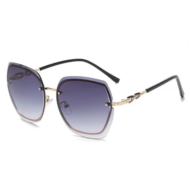Luxury Brand Designer Sunglasses New Frameless Edge-Cut Fashion Trend Large Frame Anti-Glare Sunglasses Simple Versatile Street Style High-End Sunglas