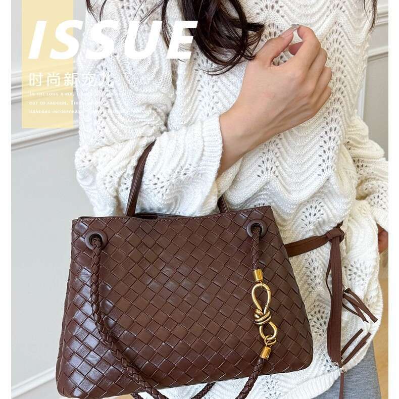 Cross-Border High-End Large Capacity Shoulder Noble Niche Tote Fashion Light Luxury Bag Women's Handbag
