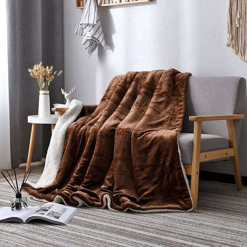 Lamb Wool Flannel Blacket Nordic Light Luxury Style Quilt Double Layer Thickened Blanket for Bed Bedroom Living Room W260120