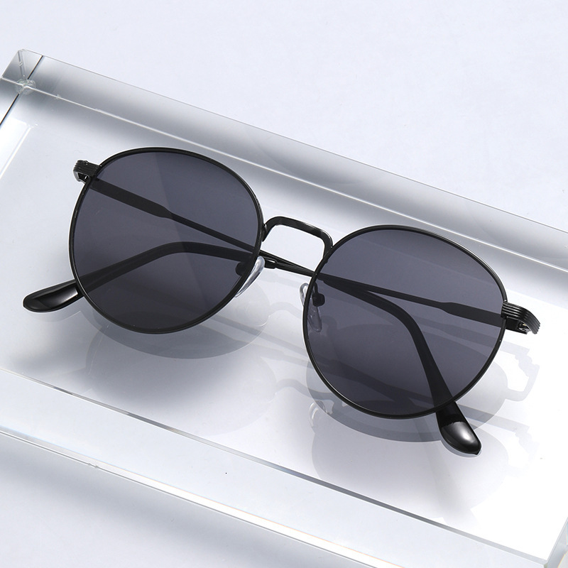 2026 New Korean Fashion Trend Slim Face Round Frame Retro Street Unisex Internet Celebrity Same Style Sunglasses