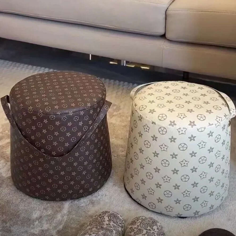 Internet Celebrity Style Houndstooth Small Light Handheld Home Living Room Solid Wood Modern Simple Adult Changing Stool