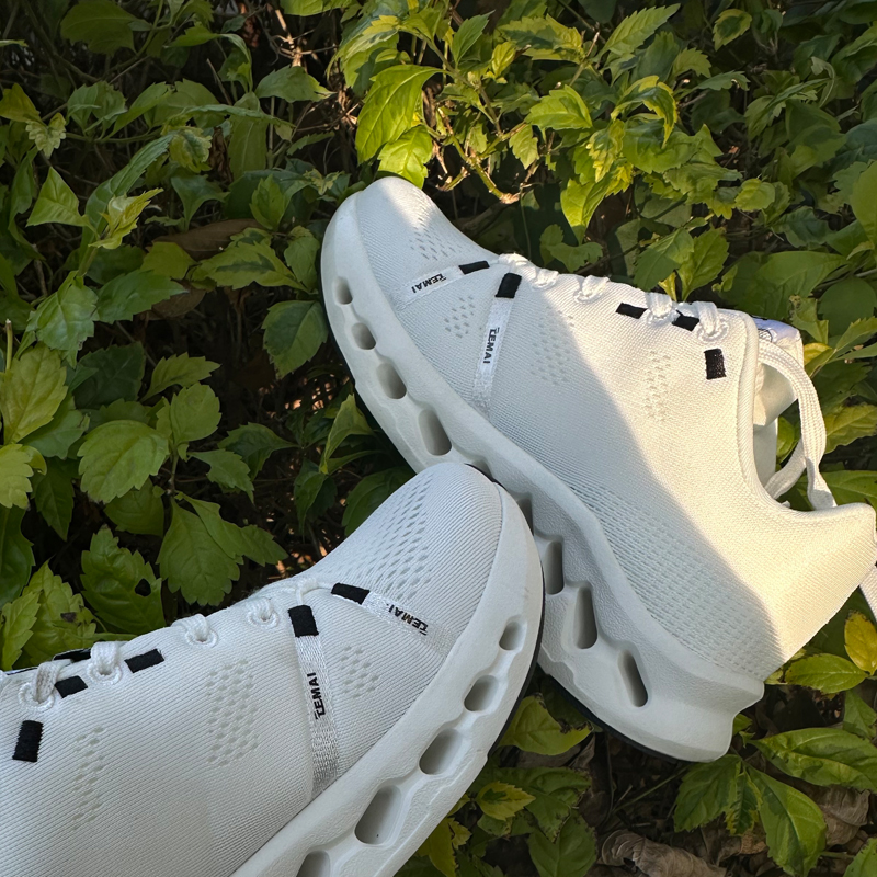 New Outdoor Fashion Trend Running Shoes Harbor Wind Leisure All Match Tide Shoes Sports Shoes Black