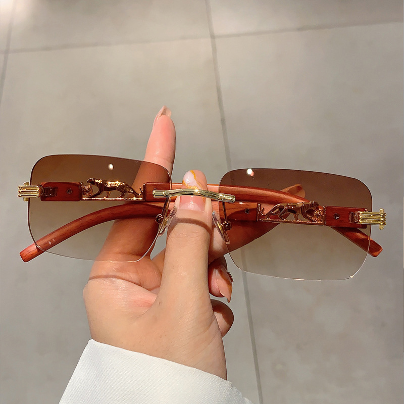 Luxury Brand Designer Sunglasses New Frameless Design Square Sunglasses For Women With Wood Grain Legs And Leopard Head Trendy Driving Sunglasses For 