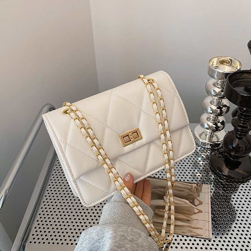 New Design Luxury Bag 2026 Women's Quilted Leather Crossbody Bag Gold Chain Metal Lock Flap Shoulder Purse Free Shipping