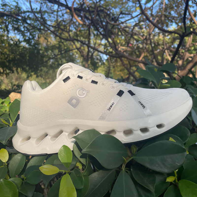 New Outdoor Fashion Trend Running Shoes Harbor Wind Leisure All Match Tide Shoes Sports Shoes Black