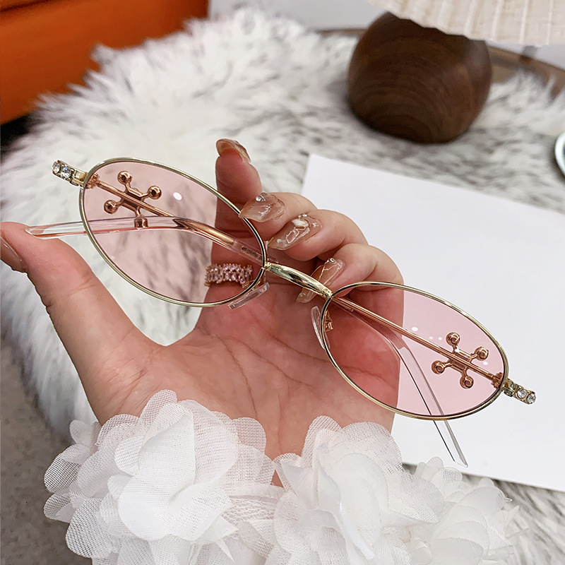 Luxury Brand Designer Sunglasses On Ring Jewelry Series Elegant Pink Diamond Metal Eyeglass Frame Jennie Same Style Silver Small Oval Non-Prescription