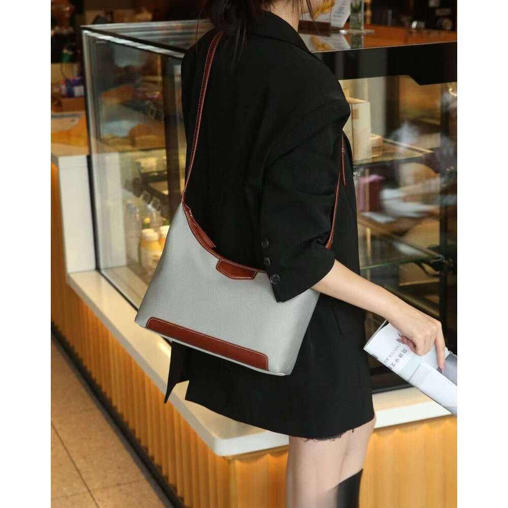 Luxury Shoulder Bags Totes Hobo Nylon Oxford Cloth With Genuine Leather Underarm Single Lightweight Large Capacity Casual Women S Tote Trendy Dumpling