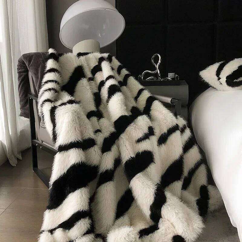 New Faux Fox Fur Winter Autumn Warm High Quality Plush Luxury Weighted Blankets for Bed High-end Sofa Blanket Throw W260120