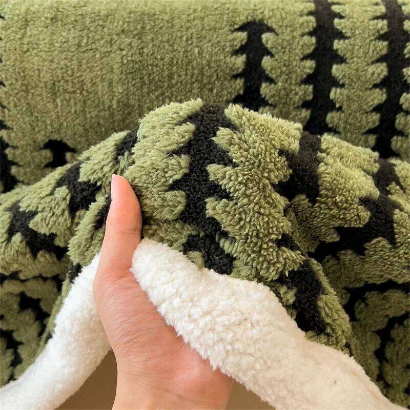 Thick and Warm Flannel Super Soft Fluffy Queen Size Bed Cozy Skin-friendly Multifunctional Nap Blanket W260120