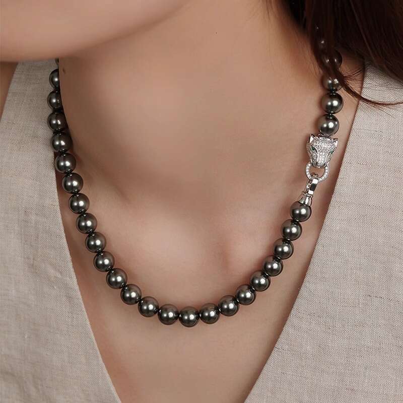 Women's Necklace Leopard Head Gold Pearl Dual-Use Temperament Clavicle Sweater Chain Autumn Winter Layering Gift Jewelry