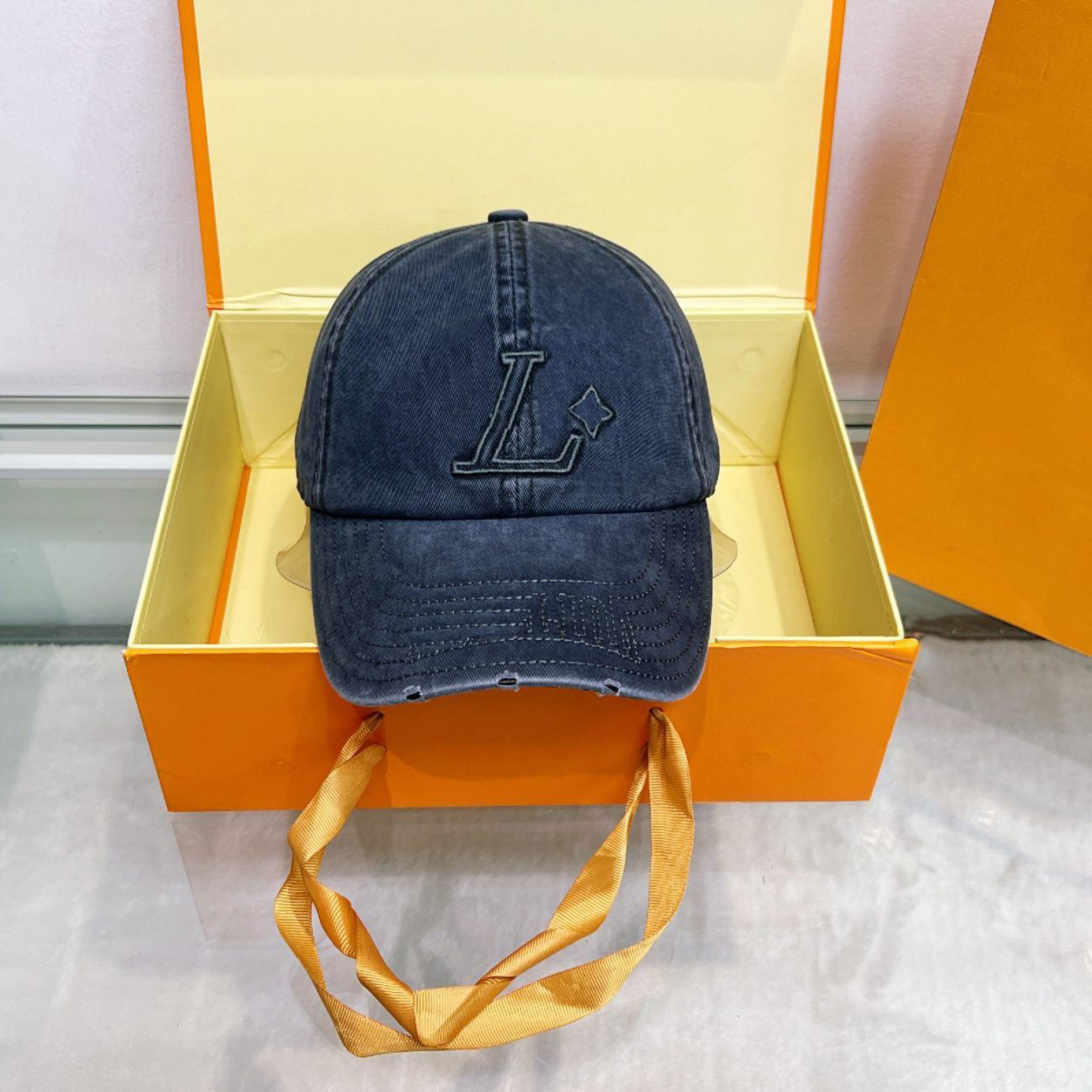 Multi-Color Embroidery Designer Baseball Cap - Unisex Luxury Gift Box Casual Autumn Headwear Luxury Hat