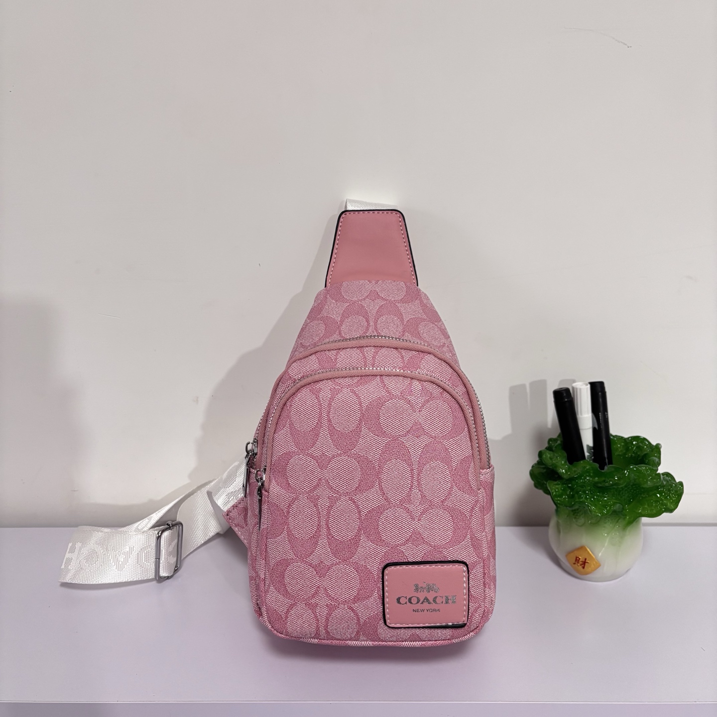 Fashion Classic Monogram Print Sling Bag, Lightweight Crossbody Chest Bag With Adjustable Strap And Zipper Pockets, Ideal For Travel, Hiking, Cycling , Casual Outings