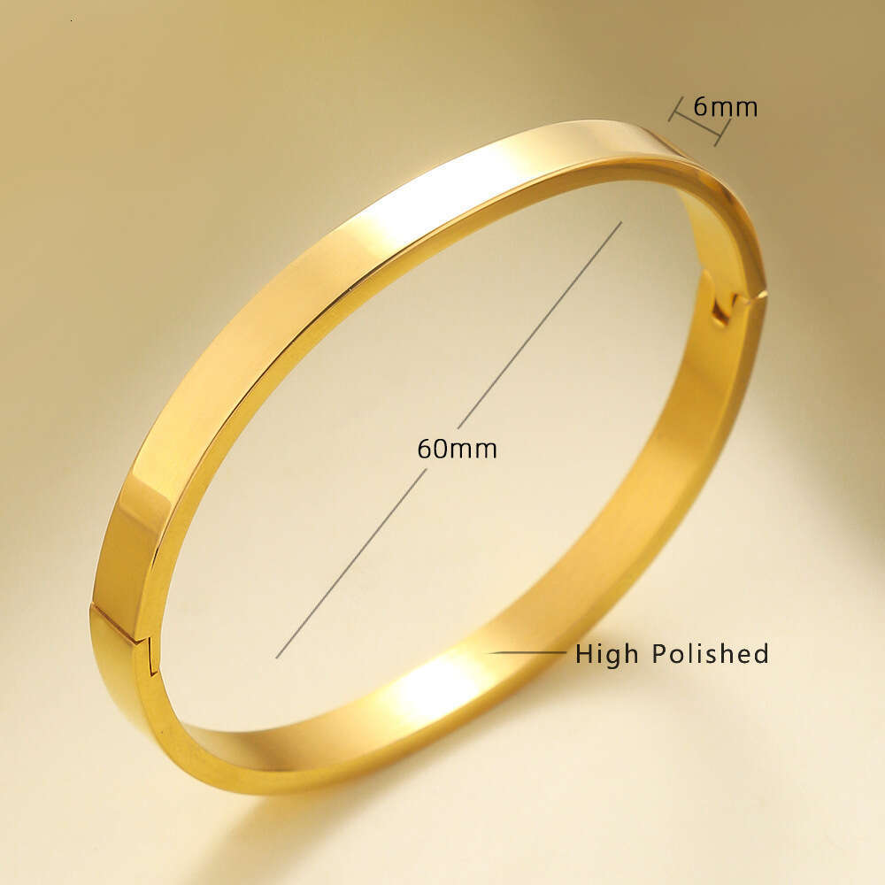 Stainless steel lucky clover bracelet, women's gold-plated accessories, high-end non fading jewelry, thoughtful gifts symbolizing good luck