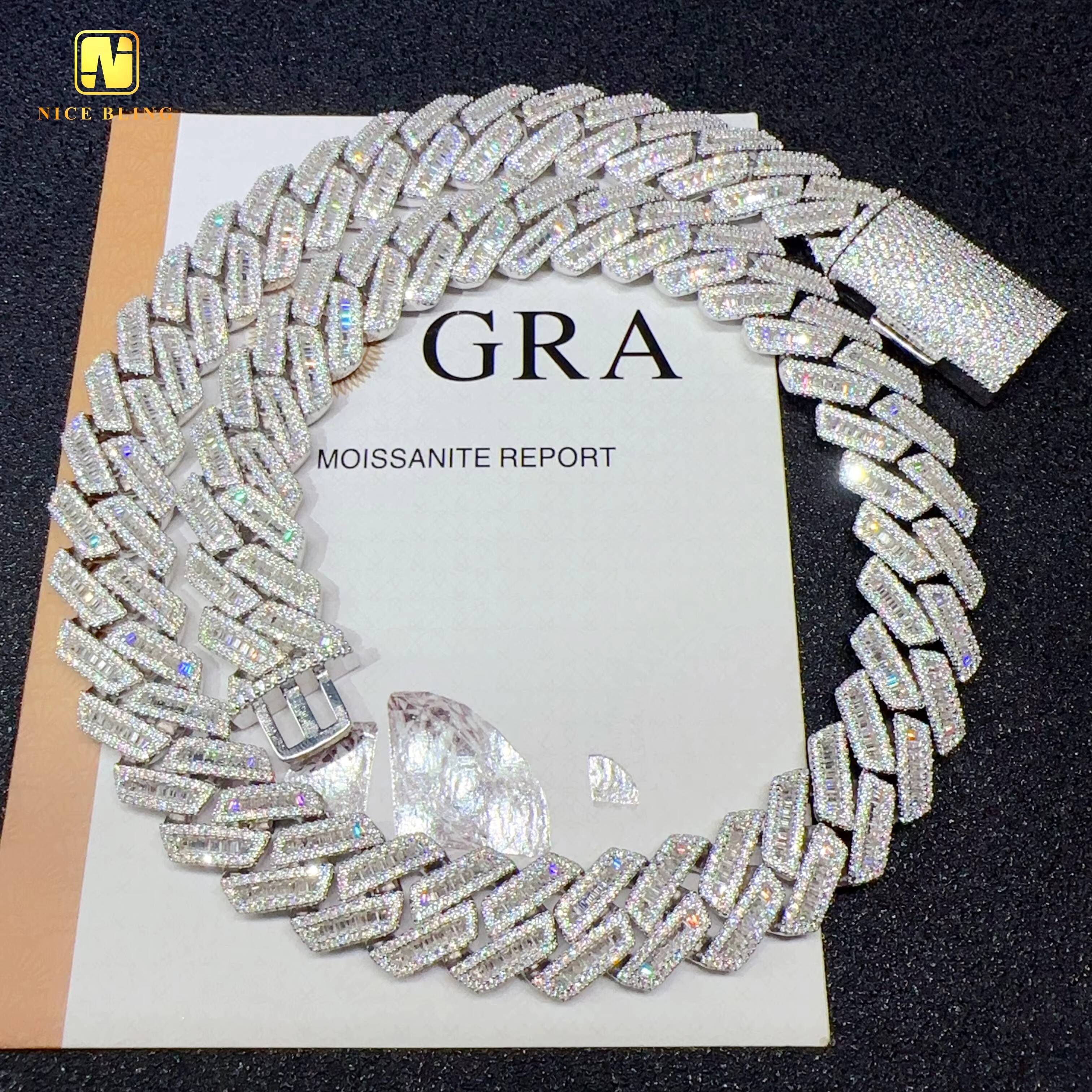 Big Size Cuban Chains 18mm Baguette Cut Moissanite Cuban Link Necklace Buss Down Iced Out Men Cuban Chain