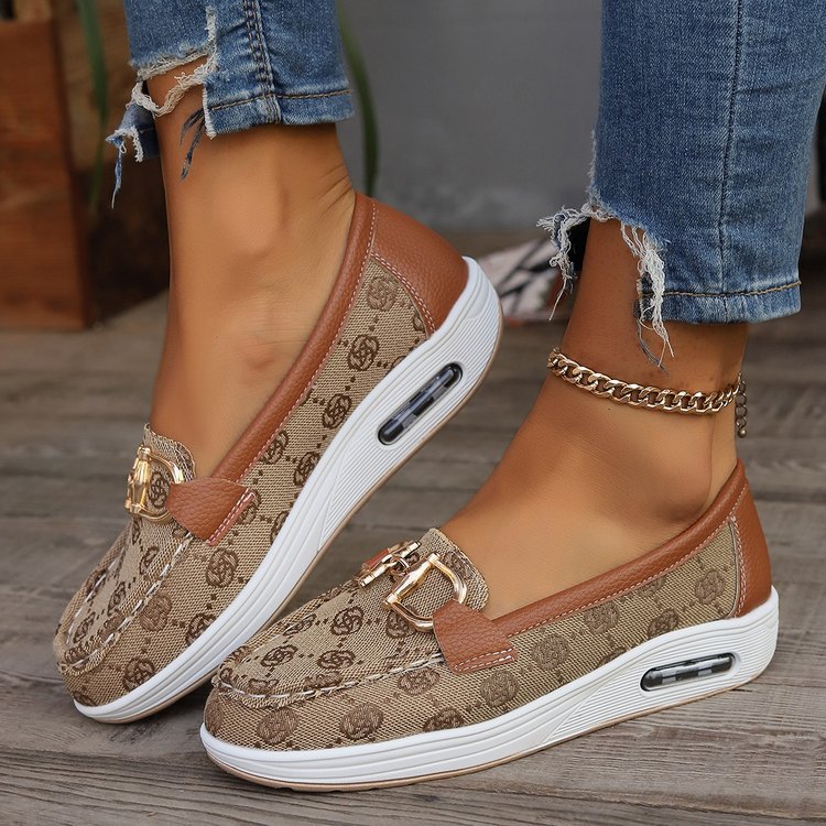 Free Shipping 2026s Fashion Soft Sole Comfortable Women's Slip-on Shoes New Print Design Large Sizes 36 43 Versatile Casual Sports Shoes Brown Ho