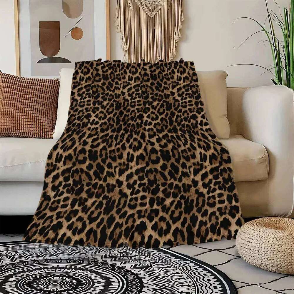 1pc Leopard Print Flannel Blanket - Soft Cozy, Ideal for Sofa, Bed, Office & Outdoor Use W260120