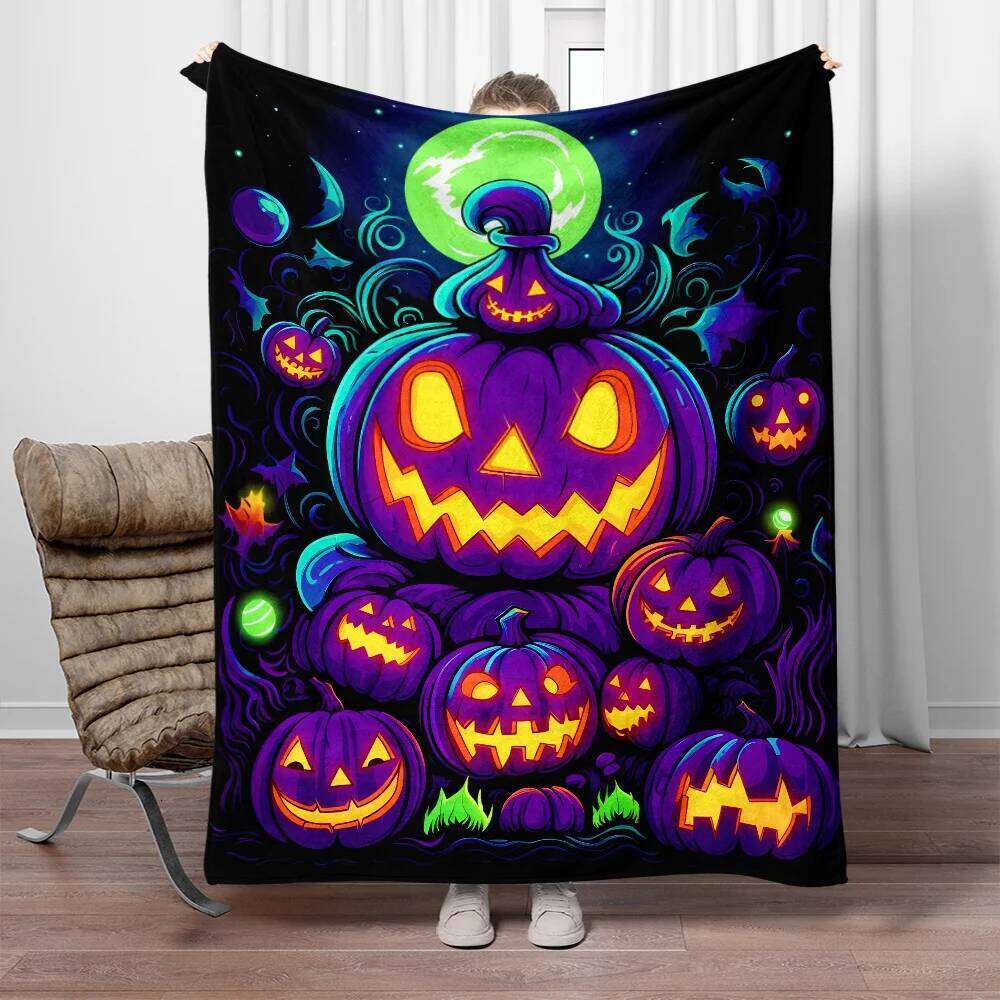 Halloween pumpkin spooky haunted night party blanket purple jack o lanterns glow in dark festive seasonal decoration W260120