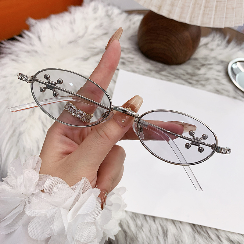 Luxury Brand Designer Sunglasses On Ring Jewelry Series Elegant Pink Diamond Metal Eyeglass Frame Jennie Same Style Silver Small Oval Non-Prescription