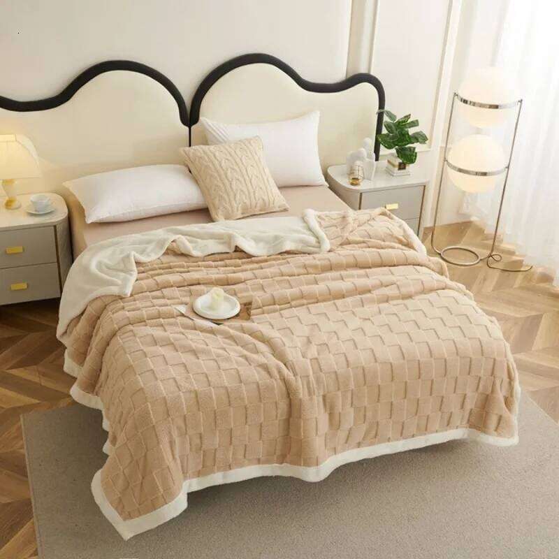 Chessboard Getafur Lamb Fleece Thickened Autumn and Winter Keeping Warm Sofa Blanket Can Be Used As A Bed Sheet W260120