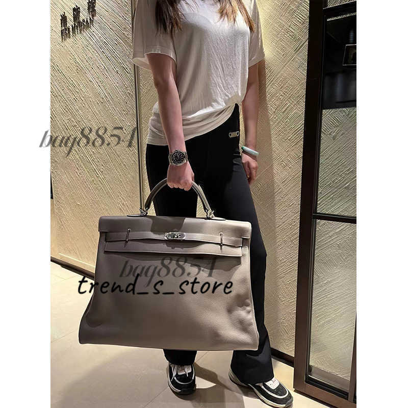 Large Capacity Travel Bag 50 Cm Genuine Leather Handbag Cowhide 50 Extra One Shoulder for Mens Womens Business Trips Travel Crossbody Commuting tote