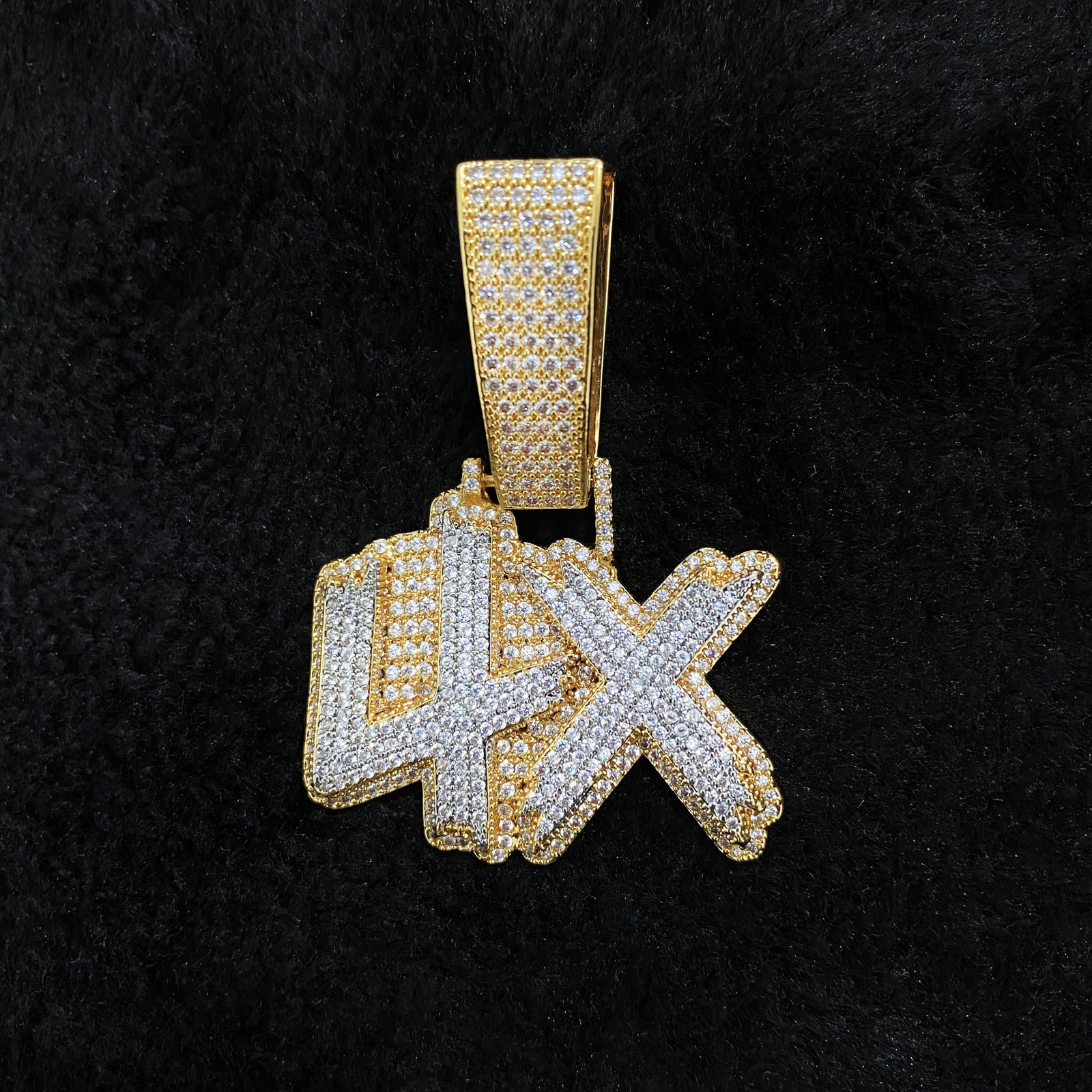 Personalized Name Necklace Bubble Edwardian Script Letter Iced Out White Pink CZ Custom Pendant Women Hiphop Jewelry 241214