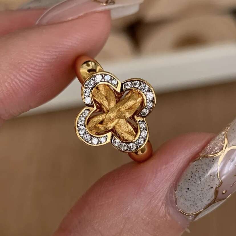 Women's Gold Plated Clover Ring Zircon Inlay Adjustable Flower Earring High-End Vintage Style Elegant Party Jewelry