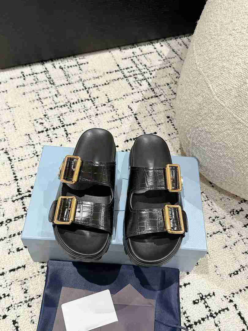 10A High-Quality Comfortable and Stylish Daily Casual Retro Thick-Soled Double-Buckle Women's Slippers